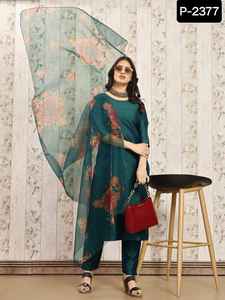 Les plus beaux vêtements de mariage et de fête portent une broderie lourde Georgette Kurtis avec organza soie Dupatta Set Festival Wear - Product Image 2