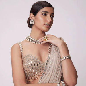 Sari de Bollywood de poliéster de primera calidad, tipo georgette sintética, listo para usar, con lentejuelas de espejo auténticas y blusa a juego, largo hasta el suelo, para fiesta. - Product Image 1