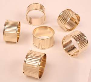 Nouveau dernier anneau de serviette de mariage en laiton décor de table utiliser prix de gros porte-anneau de serviette en laiton - Product Image 3