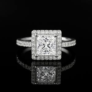 แหวนเพชรสุดพิเศษ10K สีเงินทองปลูกในห้องปฏิบัติการ1กะรัต VVS2ตัดเจ้าหญิง E Color IGI ได้รับการรับรองจริยธรรมเครื่องประดับที่ยั่งยืน - Product Image 6