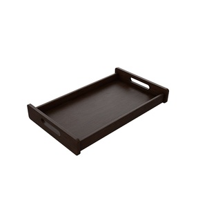 Plateau de service en bois de mangue de forme ovale avec un design moderne élégant, poignées dorées pour plateaux décoratifs - Product Image 3