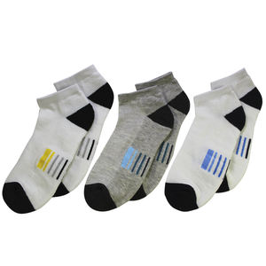 Paquete de 3 Latas Dep. Calcetines deportivos de felpa para niños, paquete de 3 - Product Image 1