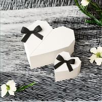 Boîte cadeau personnalisée en papier couché blanc en forme de cœur, gaufrage, emballage de luxe recyclable pour bijoux, chocolats - occasions romantiques