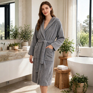 Albornoz de Lujo 70% Algodón 30% Poliéster, Absorbente, Tejido de Rizo, Unisex, para Hotel y Spa, Fabricado en Turquía - Color Gris - Product Image 1