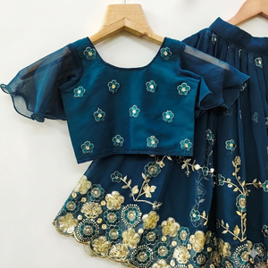 Elegante Lehenga Choli Bordado de Shoryam para Niñas, Largo hasta el Suelo |   Conjunto de Ropa Étnica para Niños de 2 a 8 Años, Color Azul Rama, para Festivales - Product Image 2
