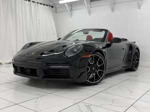 2024 para 911 Turbo S Convertible Automático AWD R20 Volante a la Izquierda Interior de Cuero Claro - Product Image 3