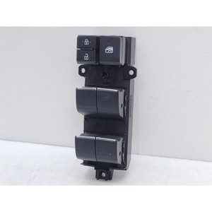 Panneau de commande central des vitres TOYOTA Rav4 6ème Série 84040-42050 A25AFXS (12>) - Product Image 3