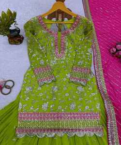 Motif géométrique à la mode Salwar Kameez: ensembles de salwar kameez à la mode ornés de motifs géométriques, ajoutant une touche moderne - Product Image 2