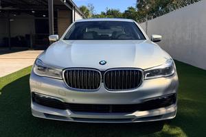 Auto Usado Premium 2018 BMW Alpina B7 xDrive V8 Twin-Turbo de 600 hp - Product Image 6