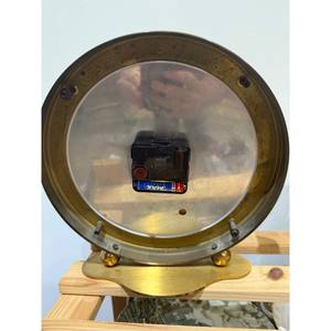 Horloges de table en métal personnalisables en gros, idéales pour les personnes qui attachent de l'importance à la fonctionnalité et au design. - Product Image 5