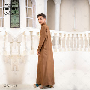 Nueva llegada hombres musulmanes ropa de manga larga Thobe alta calidad Thobe Arabia Saudita cuello hombres Jubba Thobe privado - Product Image 3