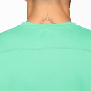 100% Polyester Slim Fit T-Shirt et Shorts Set Quick Dry Neck Fundamental Ferozi Green Poly Twinsets pour l'été Style décontracté - Product Image 6