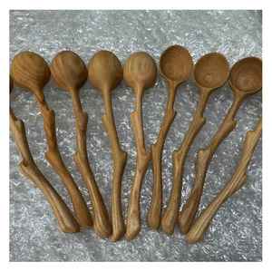 Ensemble de cuillères en bois de haute qualité outils de cuisine naturels faits à la main au Vietnam matériau écologique et durable - Product Image 4