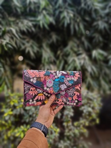 Customized Luxury Hand Embroidered Wedding Clutch for Women Elegant Canvas Fabric with <b>Beads</b> Envelope Closure Fashion Style - Product Image 2