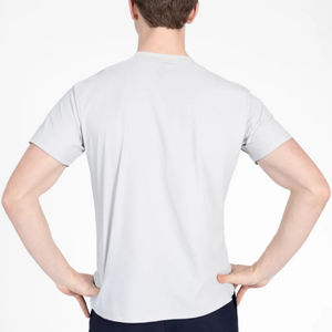 Camiseta de Manga Corta para Hombre, Diseño OEM/ODM, para Equitación, Ligera, Transpirable, de Alto Rendimiento, con Logotipo Personalizado - Product Image 6