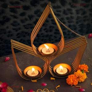 Portavelas Colgante de Metal Dorado de Alta Calidad con Diseño Personalizado IBS, Hecho a Mano con Corte y Impresión de Formas para Decoración del Hogar - Product Image 2