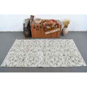 Alfombra Vintage de 3.6x6.4 pies, Alfombra Turca, Alfombra Oriental Blanca de Lana - Product Image 2