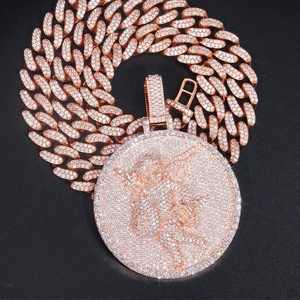 Pendentif Cercle Ange Bébé Hip Hop 2,5 pouces pour Hommes en Argent Sterling 925 avec Diamant Moissanite, Bijoux Personnalisés - Product Image 1