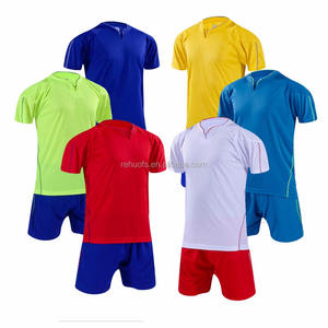 Kit d'uniforme de football d'entraînement pour enfants jeunes hommes logo personnalisé manches courtes respirant équipe ensemble maillot de football - Product Image 4