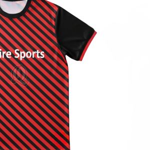 เสื้อฟุตบอลระบายอากาศได้ดีผ้าโพลีเอสเตอร์สำหรับผู้ชายชุดฝึกซ้อมเสื้อฟุตบอลลายขวางสีแดงและสีดำ - Product Image 4