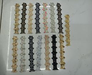 อาบายะปักลายดอกไม้คุณภาพสูง สีสันสดใส สำหรับชาวมุสลิม ได้รับการรับรองมาตรฐาน CE ราคาขายส่งจากผู้ผลิต - Product Image 3