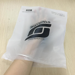 Prix d'usine Logo personnalisé imprimé fermeture à glissière PE sacs pour l'emballage des vêtements et des promotions d'emballage alimentaire - Product Image 5