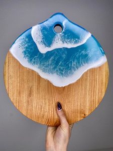 Planche à fromage et plateau à pizza en bois et résine de style moderne et personnalisé Ustensiles de cuisine tendance avec logo personnalisé - Product Image 5