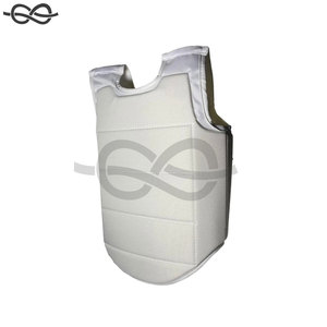 Cómodo protector de pecho Rib Shield para Taekwondo Muay Thai Boxing Competition Hecho de cuero duradero - Product Image 3