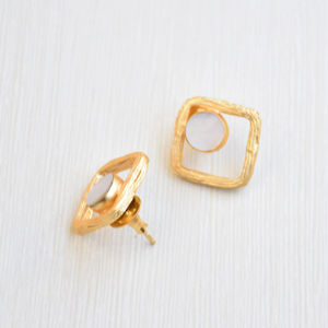 ต่างหูทองเหลืองแฟชั่นสำหรับผู้หญิงต่างหูทองเหลืองเม็ดเดี่ยวแบบธรรมชาติกึ่งมีค่าแผ่นโรเดียมชุบทองเหลืองอินเทรนด์สินค้าส่งออกจำนวนมาก - Product Image 3