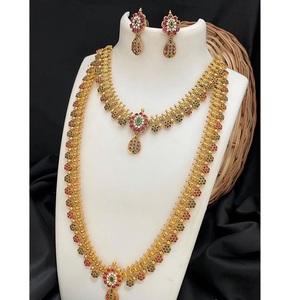 Ensemble de collier et boucles d'oreilles élégant plaqué or de meilleure qualité Look royal pour les fonctions de fête et de mariage pour les femmes - Product Image 1
