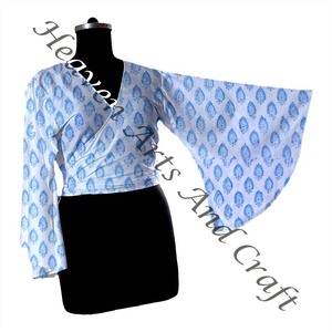 Ropa de playa Boho Chic Floral Block Print Wrap Tie Top Bell Sleeve Cotton Bikini Style Tops para la moda de verano - Product Image 3