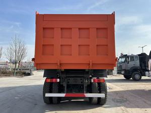 Camioneta Usada Sinotruk HOWO PC200-8 6X4 Euro III Diésel Turbo, 10 Neumáticos, Cámara Trasera de 360°, Buena Calidad - Product Image 3