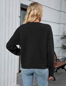 Sudadera de mujer de manga larga de calidad premium suave tela transpirable cálida diseño moderno adecuado para gimnasio de viaje o temporada de frío - Product Image 4