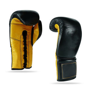 Guantes de Boxeo Personalizados de Cuero Negro y Amarillo con Cierre, Impermeables, Absorbentes de Humedad, para Entrenamiento y Sparring, Duraderos, Acolchados y Protectores - Product Image 3