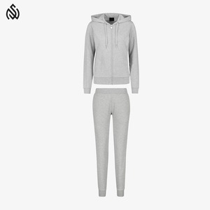 Style premium survêtement pour femmes meilleur survêtement pour femmes de haute qualité survêtement grande taille - Product Image 4