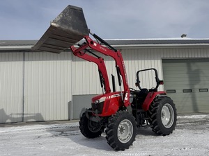 Tractor Massey Ferguson 4610 de 99HP 4WD en Venta, Máquina Agrícola Económica y Duradera, Eficiente y Confiable para Labranza, Jardinería y Agricultura - Product Image 3