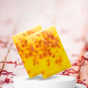 Barra de baño de azafrán orgánico al por mayor a granel | Jabón hidratante profundo, realce y aclaramiento de piel natural de etiqueta privada OEM - Product Image 2