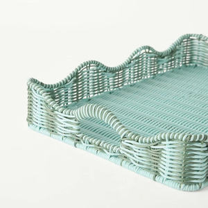 Plateau rectangulaire en rotin fait main de haute qualité, bord ondulé, plateau de service décoratif en osier, Vietnam - Product Image 2