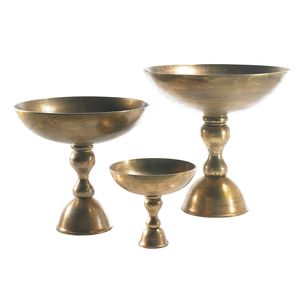 Bol en métal de forme ronde de qualité supérieure fabriqué à la main avec finition martelée Bol de service de table moderne pour mariage ou fête - Product Image 1