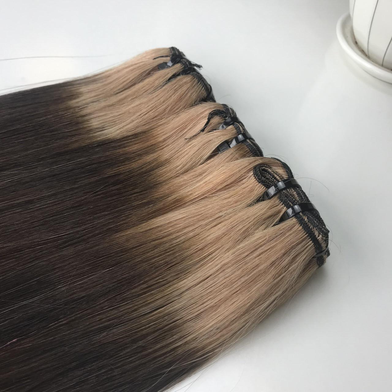 สีน้ำตาลไล่เฉดสี