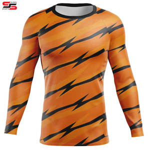 Protectores de sarpullido de manga larga con logotipo personalizado al por mayor del fabricante para hombres Telas de gimnasio de secado rápido Patrón liso Rendimiento impreso - Product Image 1