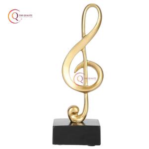 Escultura de Metal con Forma de Símbolo Musical Decorativo PARA EL Hogar, Color Chapado en Oro, Decoración de Escritorio de Oficina de Proveedor Indio - Product Image 1
