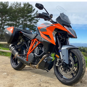 KTM 1290 Super Duke GT, Motocicleta Deportiva Ligera y Potente, Ideal para Motociclistas y Redes de Concesionarios Globales - Product Image 4