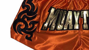 กางเกงมวยไทยและมวยสากลแบบยูนิเซ็กซ์สั่งทำพิเศษสำหรับผู้ชาย สำหรับการแข่งขันระดับมืออาชีพ ผ้าแห้งเร็ว ระบายอากาศได้ดี พร้อมโลโก้ด้านหน้า - Product Image 5