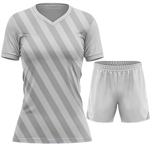 Vêtements de football à séchage rapide de haute qualité pour femmes, uniforme imprimé avec logo personnalisé, meilleur design avec technique de sublimation - Product Image 5