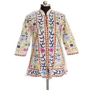 Veste longue vintage style banjara, robe tribale bohème multicolore broderie suzani lourde taille libre plus coton pour le confort - Product Image 1