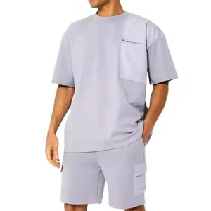 Conjunto personalizado de moda de verano para hombre, camiseta y pantalones cortos informales de algodón transpirable, chándal corto de 2 piezas - Product Image 1
