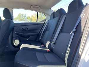 Limpiar 2025 N i s a n S e n t r a SVv - Product Image 5