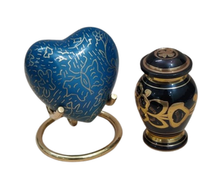 Small Heart and Bottle <b>Urns</b> <b>for</b> Human <b>Ashes</b> <b>Mini</b> <b>Urns</b> <b>for</b> Keepsake Human <b>Ashes</b> - Product Image 2