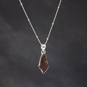 Dernier modèle Pendentif en grenat brut et en argent avec pierres précieuses Design Logo Antique Versatile Party Wear Jewellery Gift For Women - Product Image 1